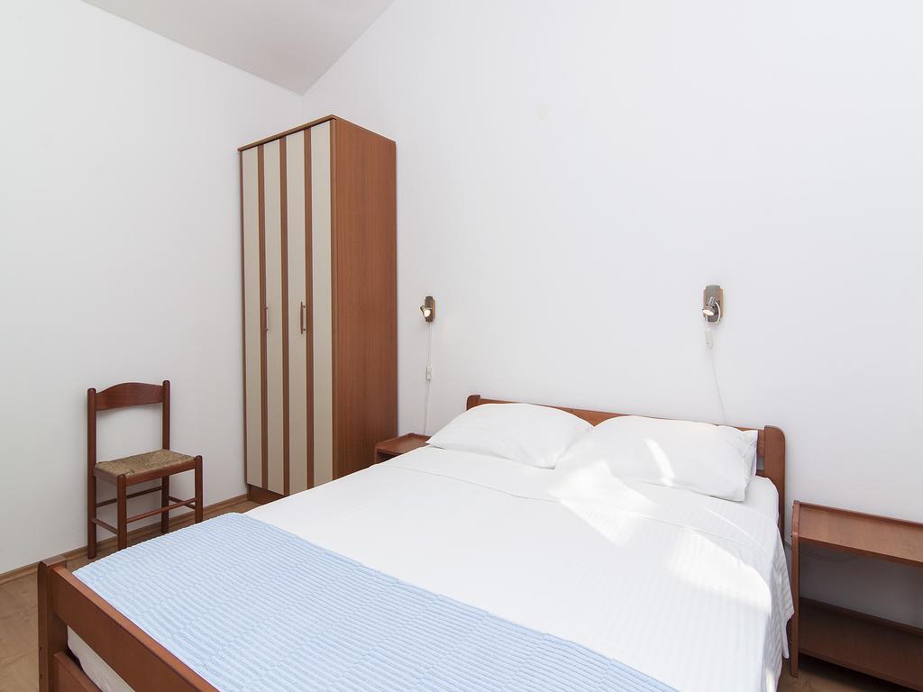 Apartments Ceja Near Sea Medulin Room photo